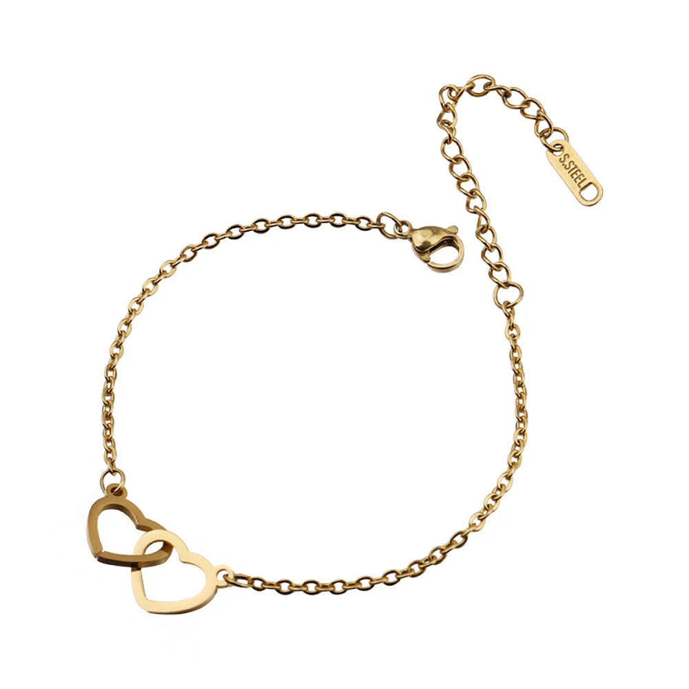 18k vergoldetes Armband mit ineinander verschlungenen Herzen und Perlen