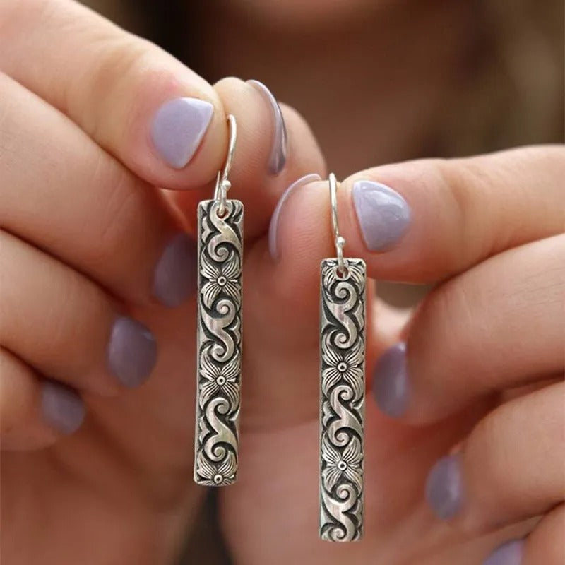 Rechteckige Ohrringe aus Vintage Silber 925 mit natürlichen Gravuren