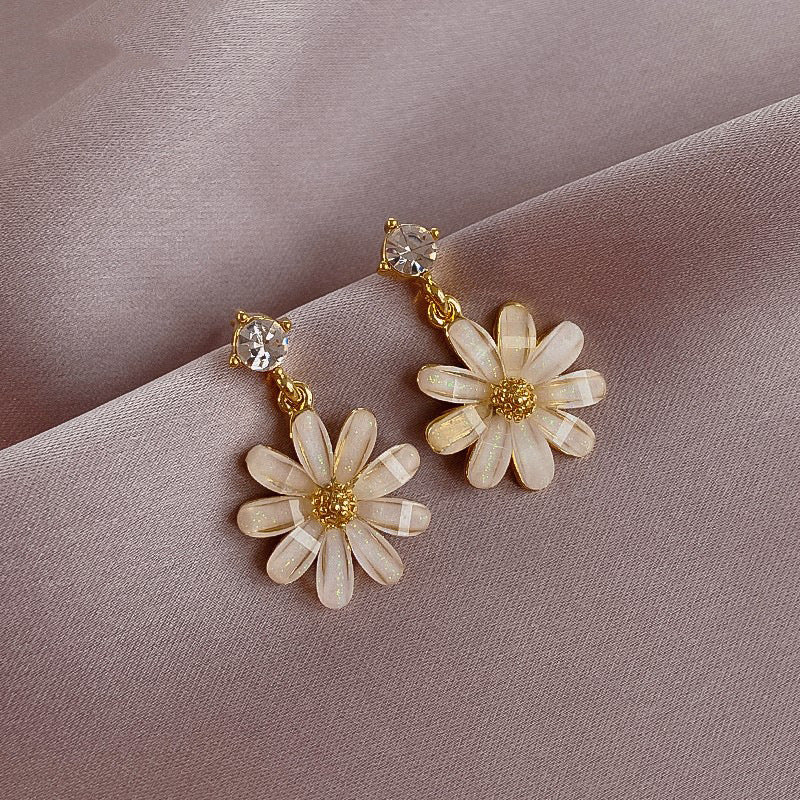 18K Gold plattiert Perle Gänseblümchen Ohrringe