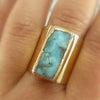 Rechteckiger Boho-Ring mit türkisfarbenem Stein und 18k Goldplattierung