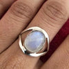 Vintage-Ring mit Naturstein in der Mitte und 925er Silber
