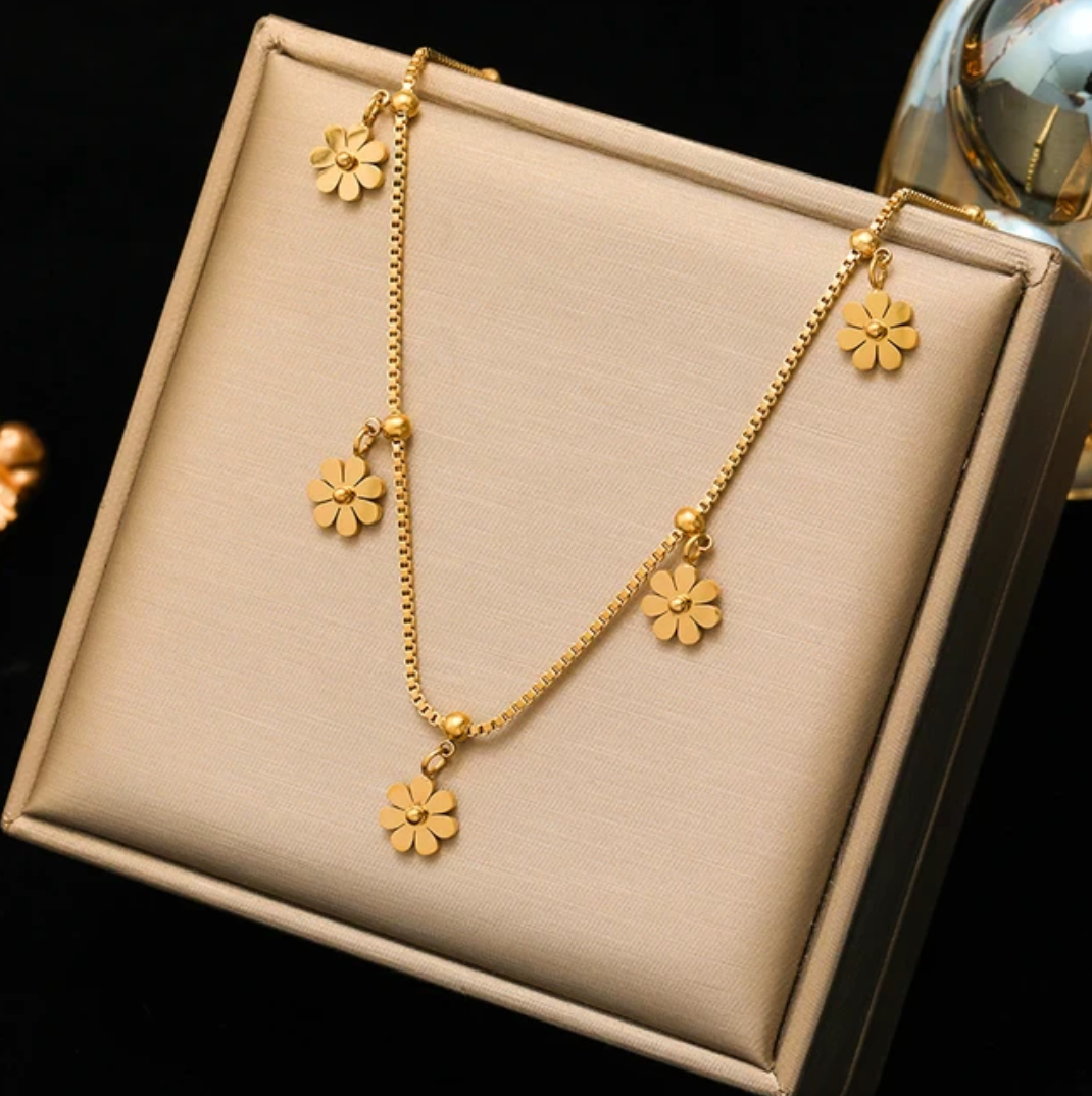 Set aus Gänseblümchen mit 18K Goldplattierung