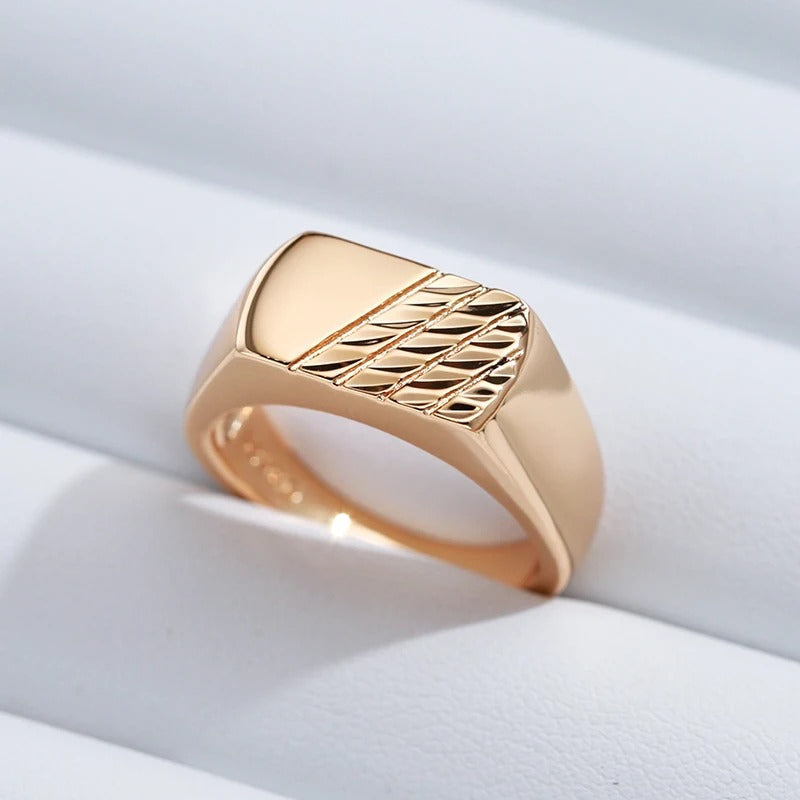 18K Roségold plattiert Einfache quadratische Ring mit Relief