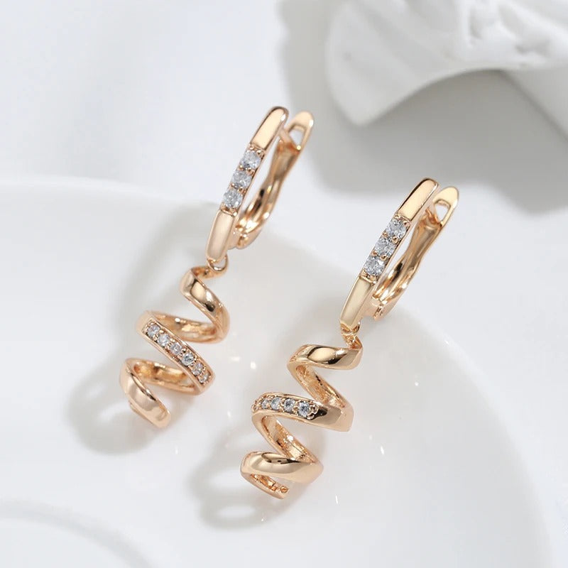18K Roségold plattiert Curly Ohrringe mit Zirkonen - AC