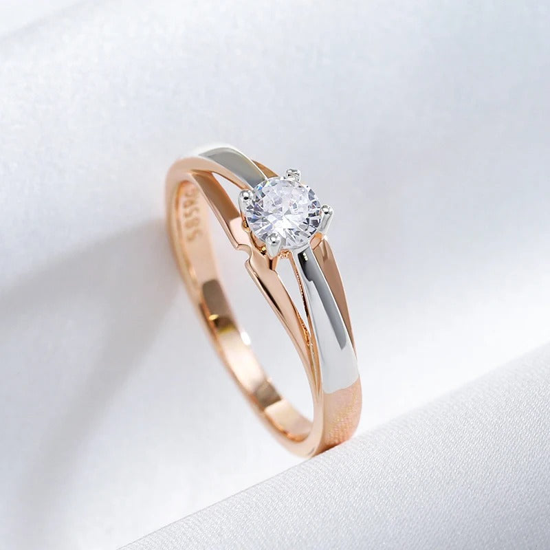 Klassischer Ring mit weißen Steinen, 925er Silber und 18K Rosévergoldung - AC