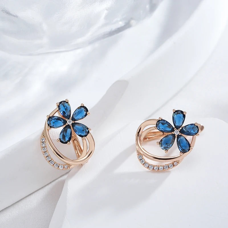 Ohrstecker mit Saphir-Zirkonia und weißem Zirkonia in 18K Roségold-Plattierung
