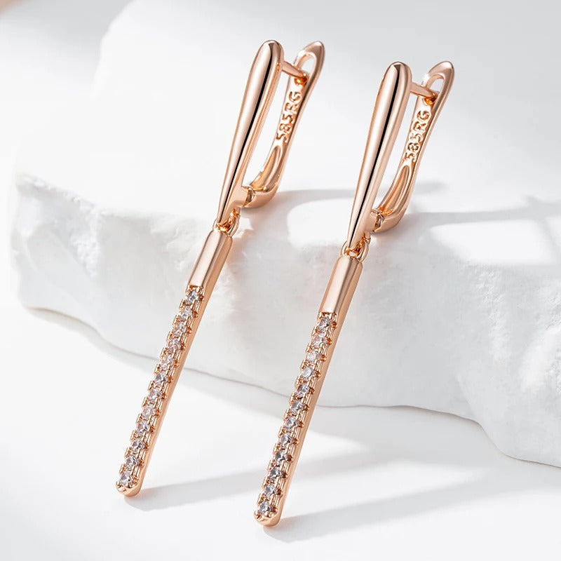 18K Roségold plattiert Long Dangle Earrings mit kleinen natürlichen Zirkonias