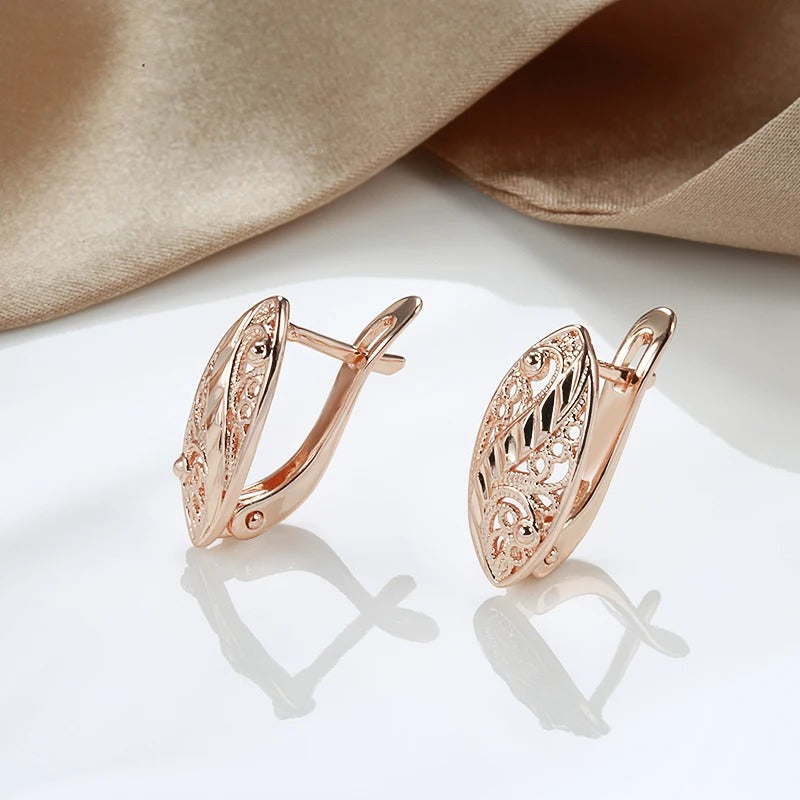 18K Roségold plattiert Luxus Hollow Blume Knopf Ohrringe - AC