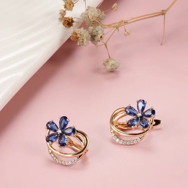 Ohrstecker mit Saphir-Zirkonia und weißem Zirkonia in 18K Roségold-Plattierung