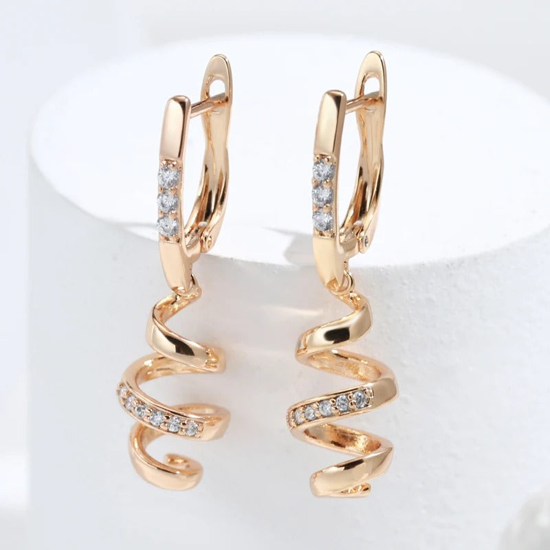 18K Roségold plattiert Curly Ohrringe mit Zirkonen - AC