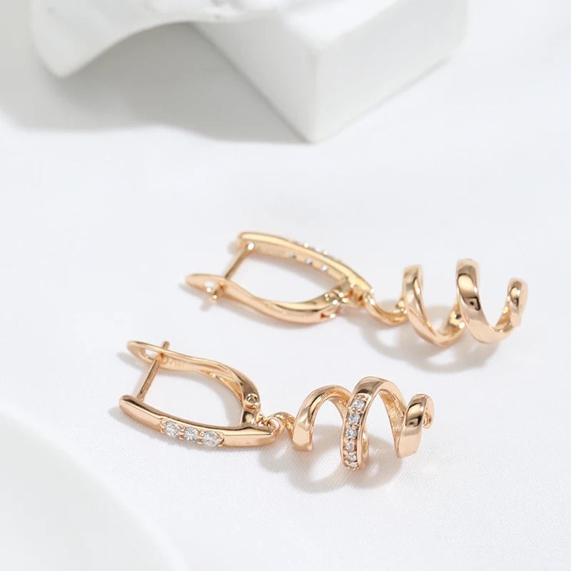18K Roségold plattiert Curly Ohrringe mit Zirkonen - AC